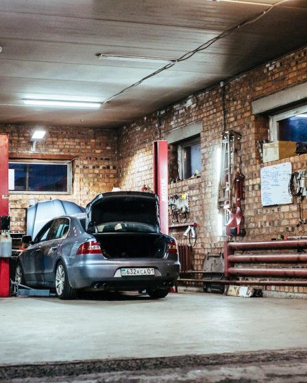 réagréage sol garage : guide pour une surface lisse et durable