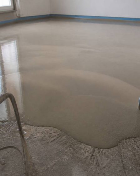 Chape liquide en rénovation : comment gérer les supports irréguliers et les contraintes de chantier